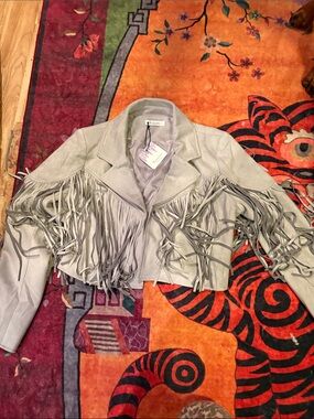 Fringe Cropped Suede Jacket - Light Gray